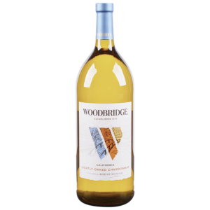 Woodbridge Lightly Oaked Chardonnay 1.5L